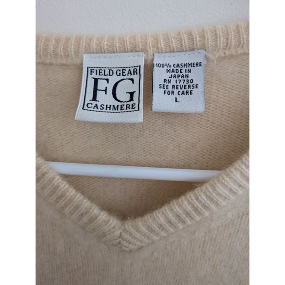 Women's FIELD GEAR Beige Cashmere V-Neck Sweater L, Made in Japan - Picture 4 of 6